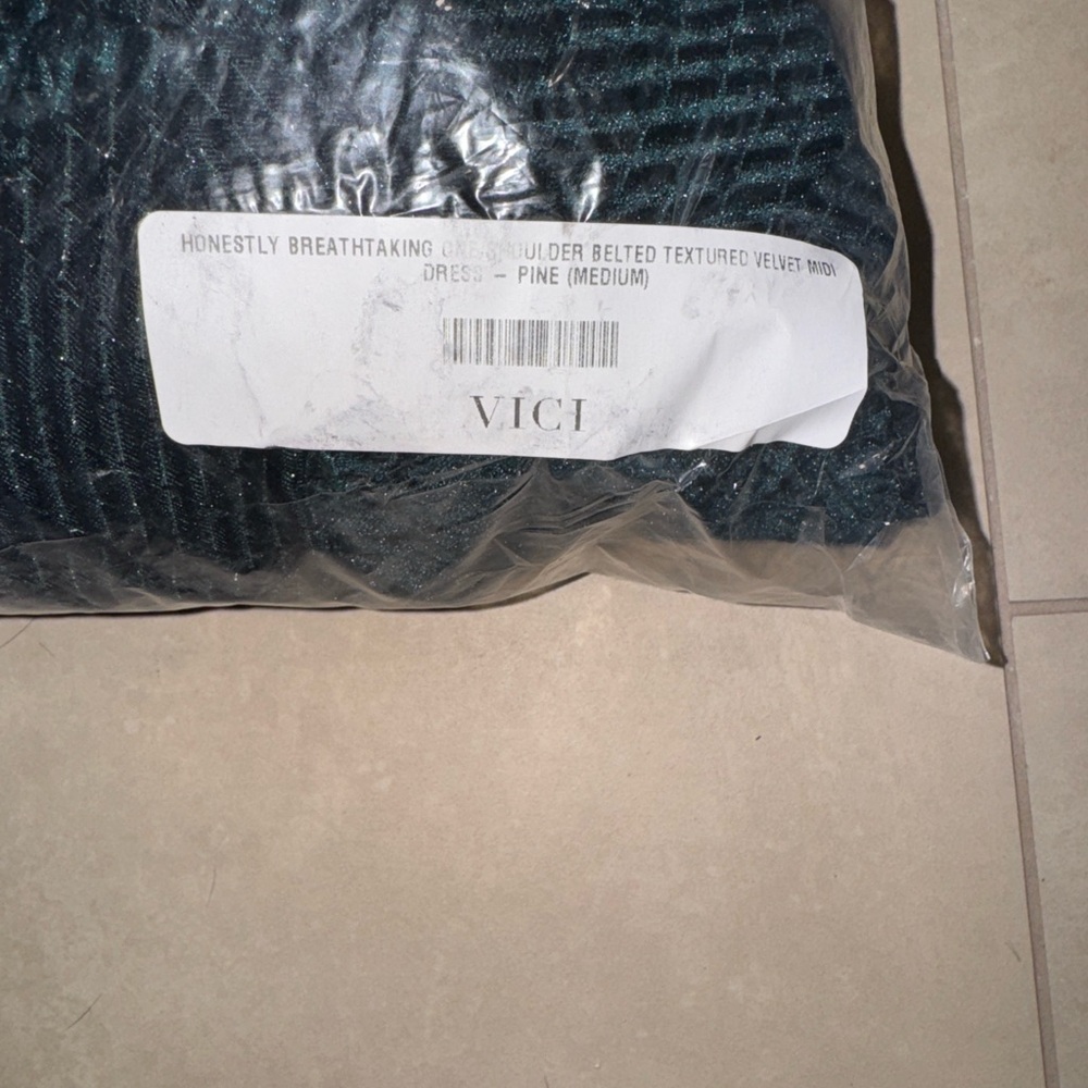 VICI Collection - Picture 10 of 13